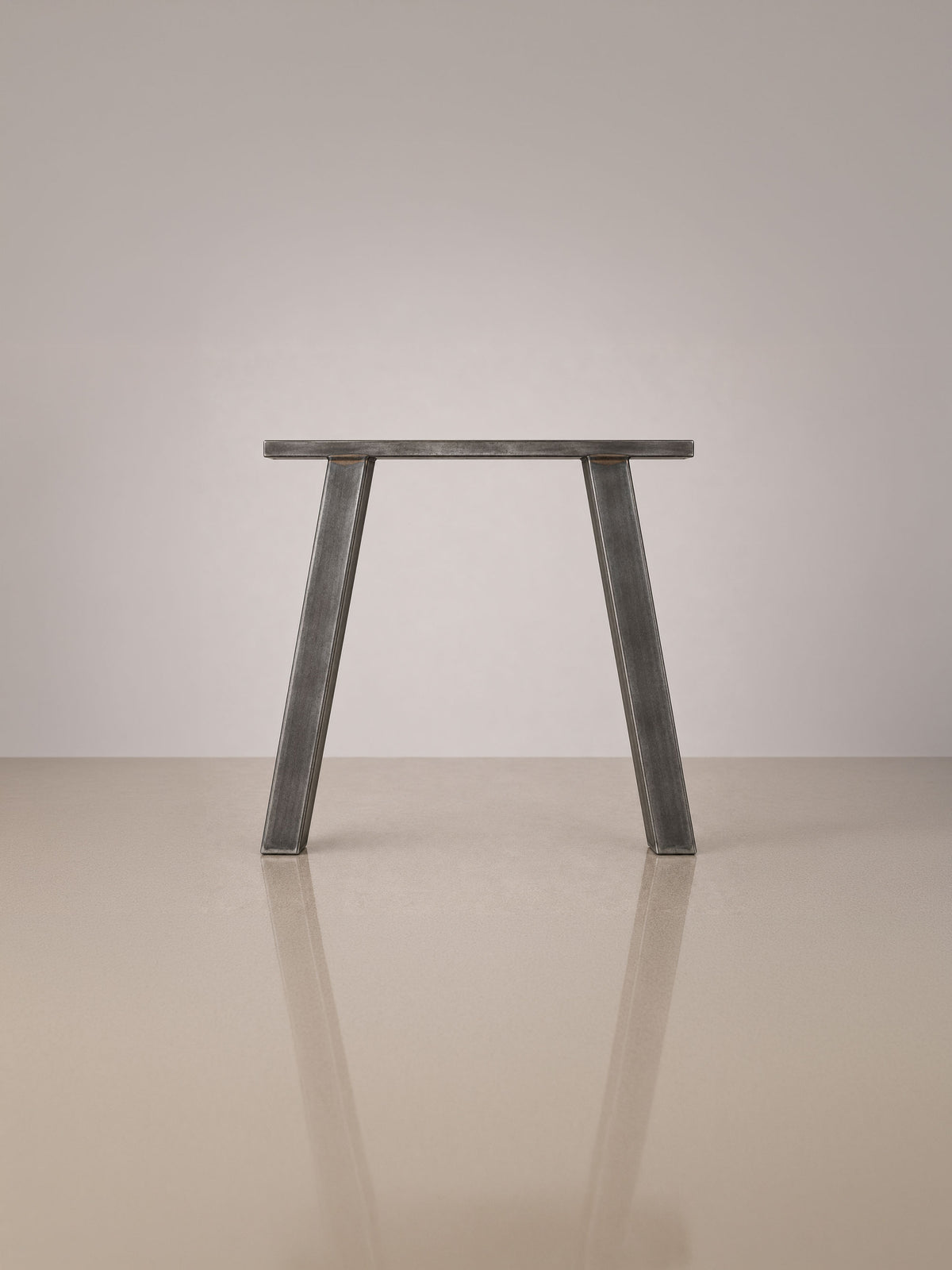 A-formede bordben, 71 cm – Raw Metal