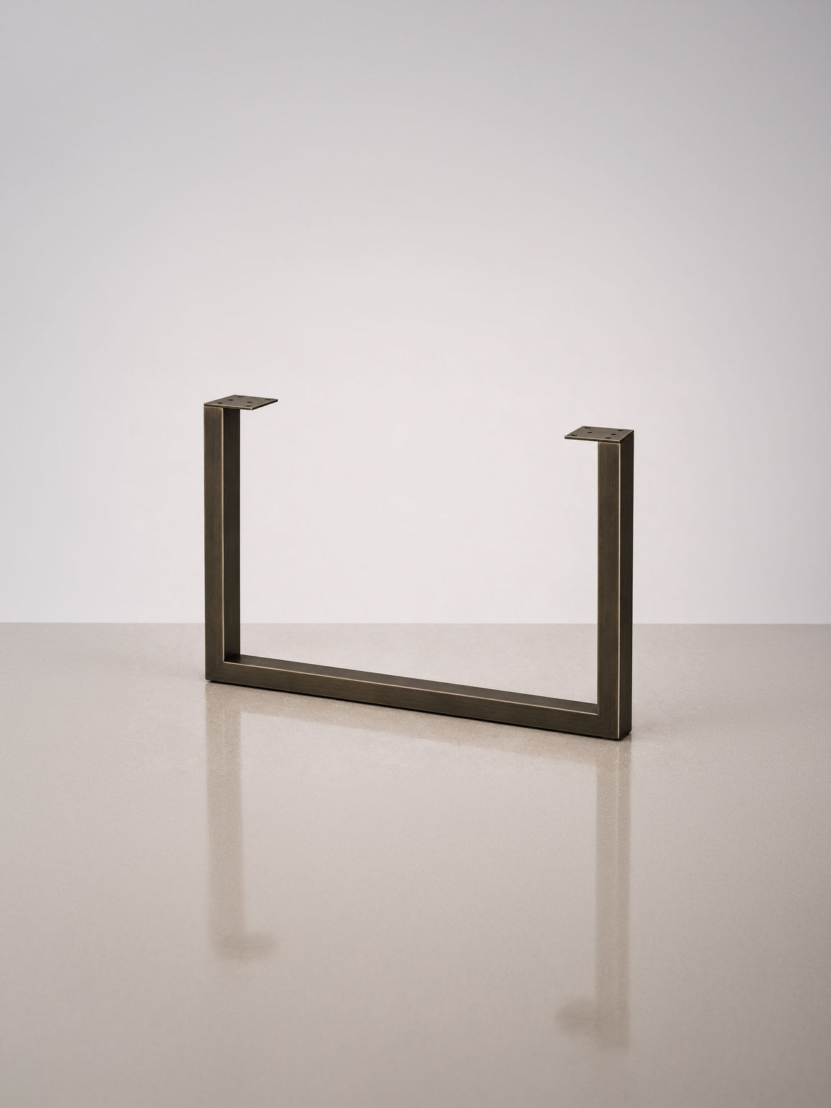 U-formede Wide bordben, 71 cm – Dark Messing
