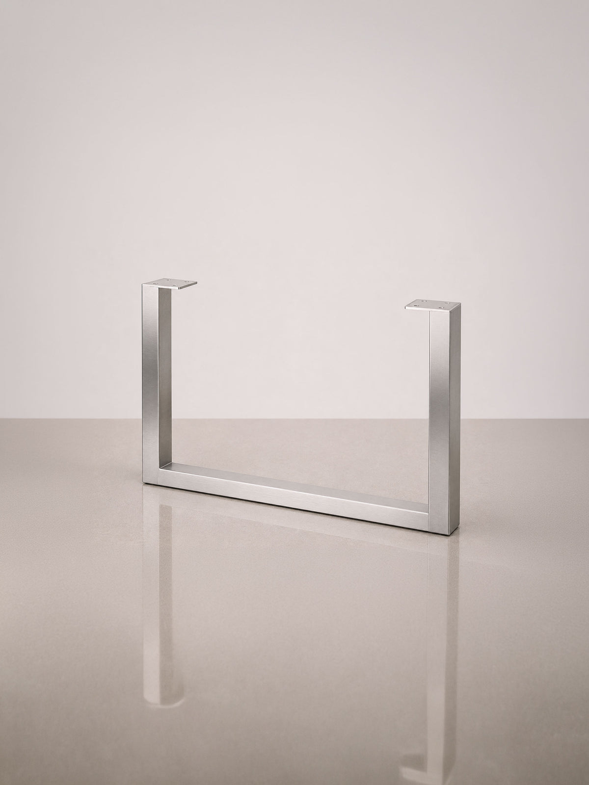U-formede Wide bordben, 71 cm – Stainless Steel Brushed